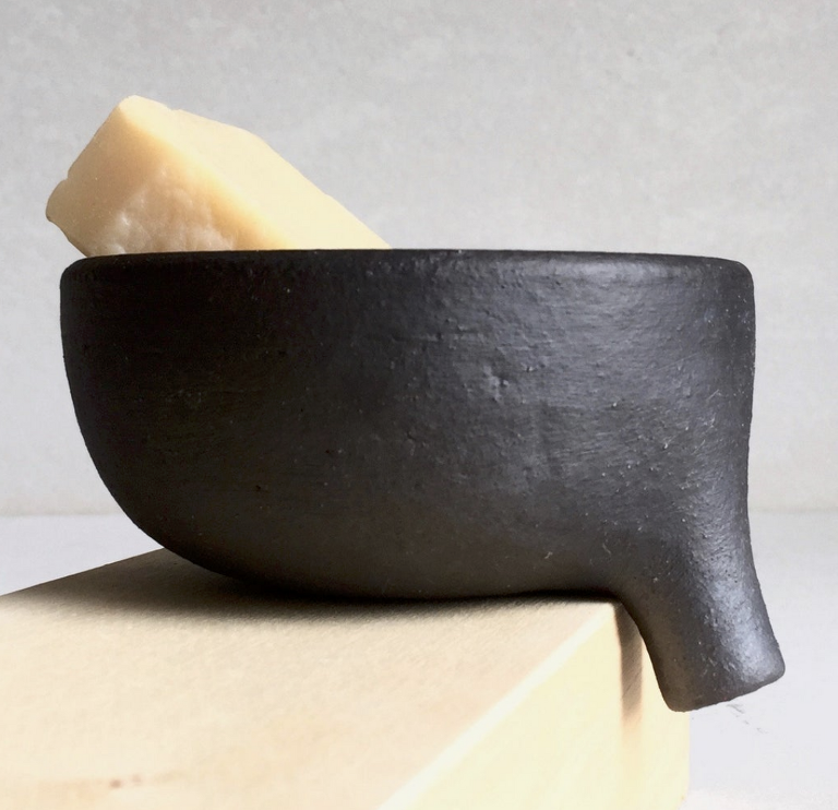 rustic soap dish with strainer