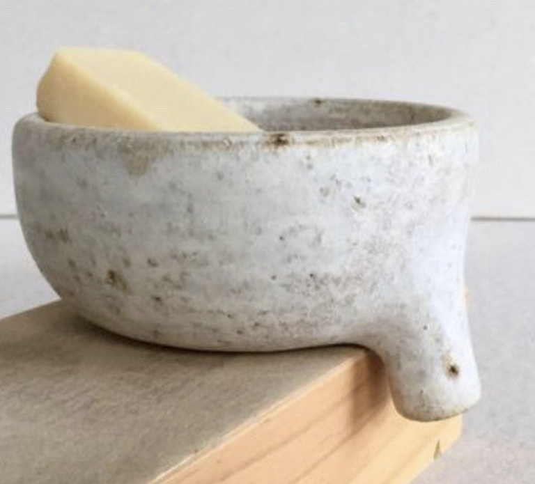 rustic soap dish with strainer